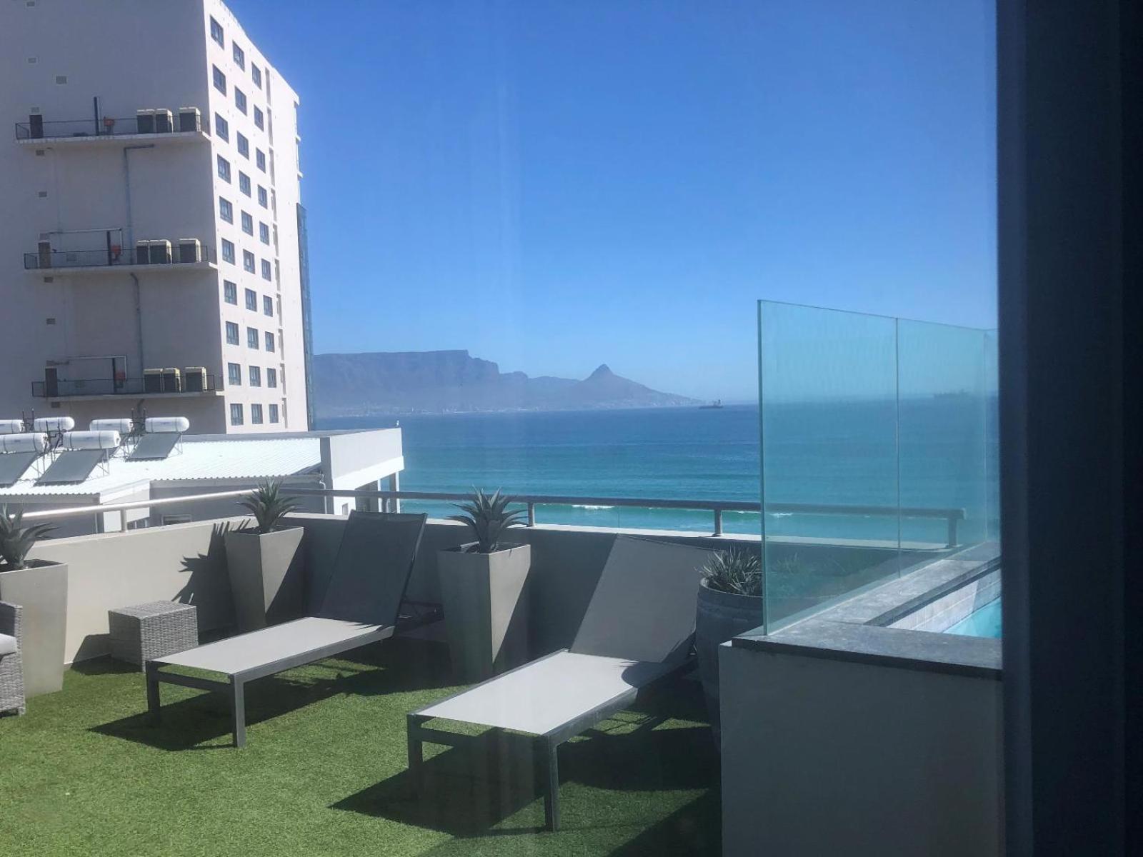 Infinity Self Catering Apartments Bloubergstrand Pokoj fotografie